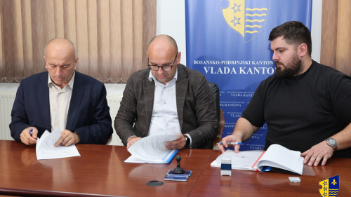 Potpisan ugovor o izvođenju radova na sanaciji platoa ispred Doma zdravlja „Isak Samokovlija“ Goražde