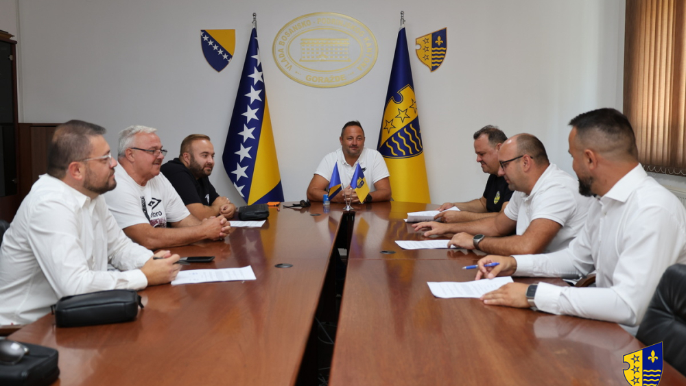 Potpisani ugovori: Dodijeljena sredstva za realizaciju projekata neprofitnih organizacija u oblasti zaštite okoliša i turizma