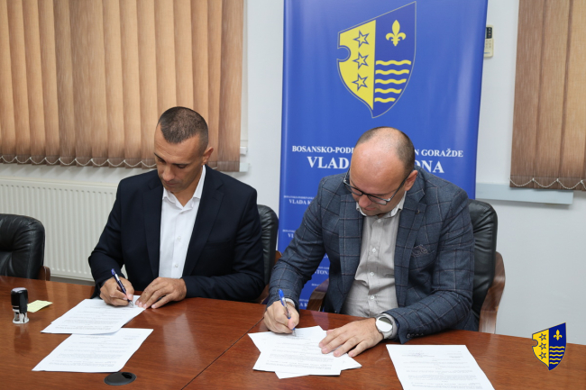 Potpisani ugovori za projekte lokalne zajednice Pale u FBiH izdvojeno 110.000KM